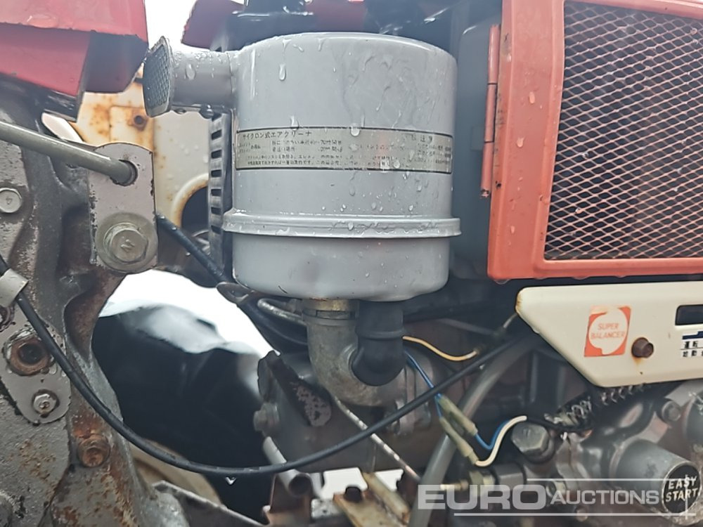 Maquinaria agrícola Mitsubishi CT601: foto 14