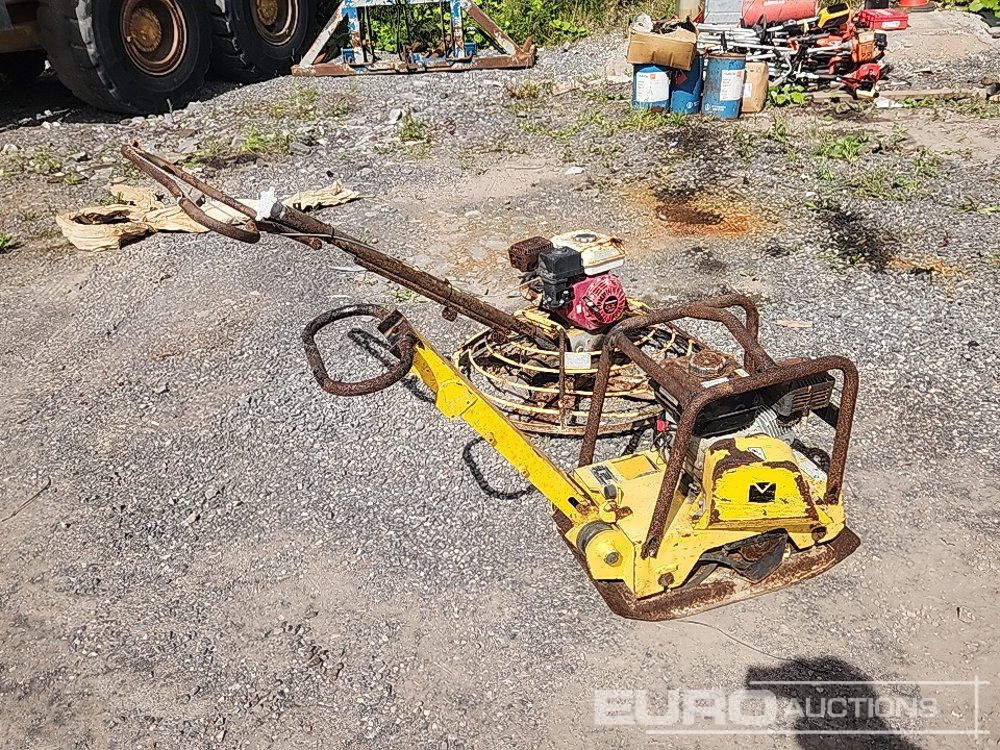 Masalta Petrol Power Float & Compaction Plate, Honda Engine (Spares)(2 of) - Construcción de carreteras: foto 5 Masalta Petrol Power Float & Compaction Plate, Honda Engine (Spares)(2 of) - Construcción de carreteras: foto 5