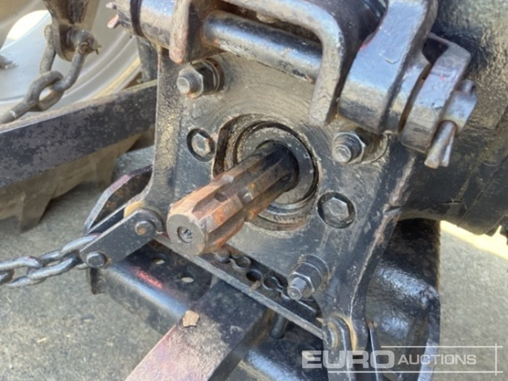 Massey Ferguson 240 - Tractor: foto 5 Massey Ferguson 240 - Tractor: foto 5