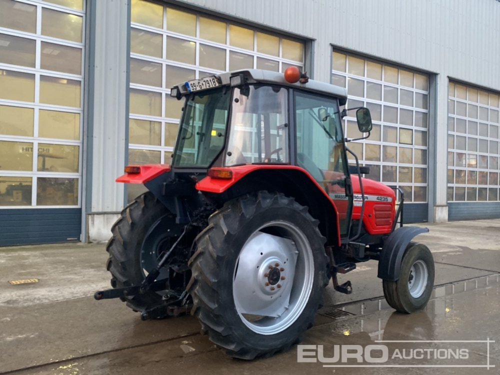 Massey Ferguson 4235 - Tractor: foto 5 Massey Ferguson 4235 - Tractor: foto 5