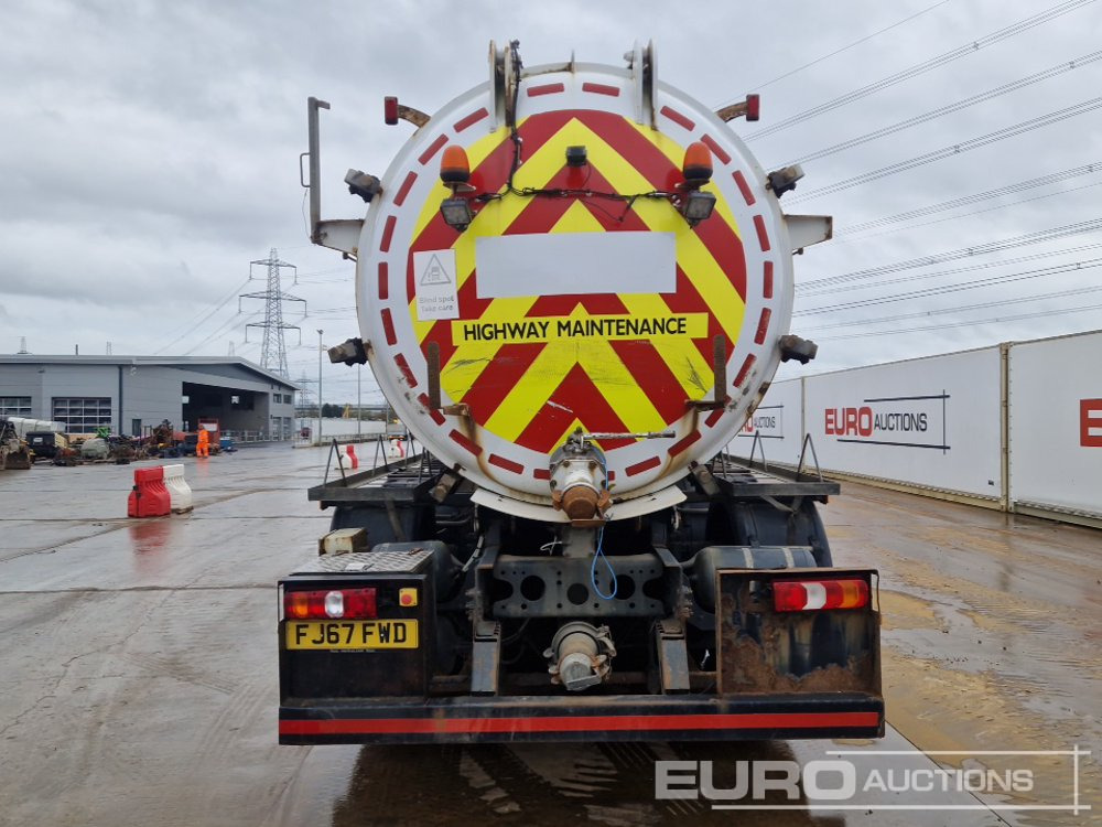 Mercedes Arocs 3240 - Camión cisterna: foto 4 Mercedes Arocs 3240 - Camión cisterna: foto 4