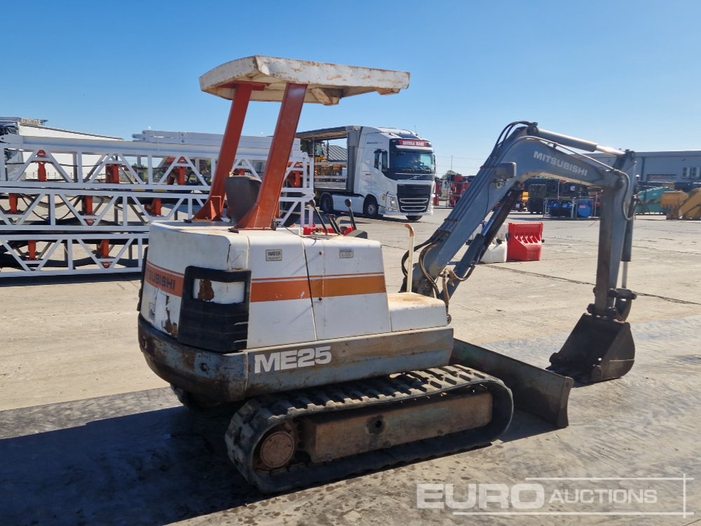 Mitsubishi ME25 - Miniexcavadora: foto 5 Mitsubishi ME25 - Miniexcavadora: foto 5