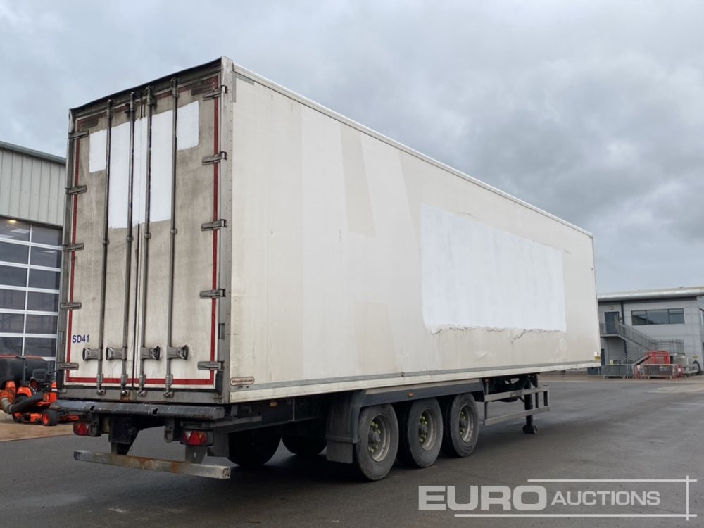 Montracon Tri Axle Refrigerated Trailer, BPW Axles, Carrier Equipment - Semirremolque frigorífico: foto 4 Montracon Tri Axle Refrigerated Trailer, BPW Axles, Carrier Equipment - Semirremolque frigorífico: foto 4