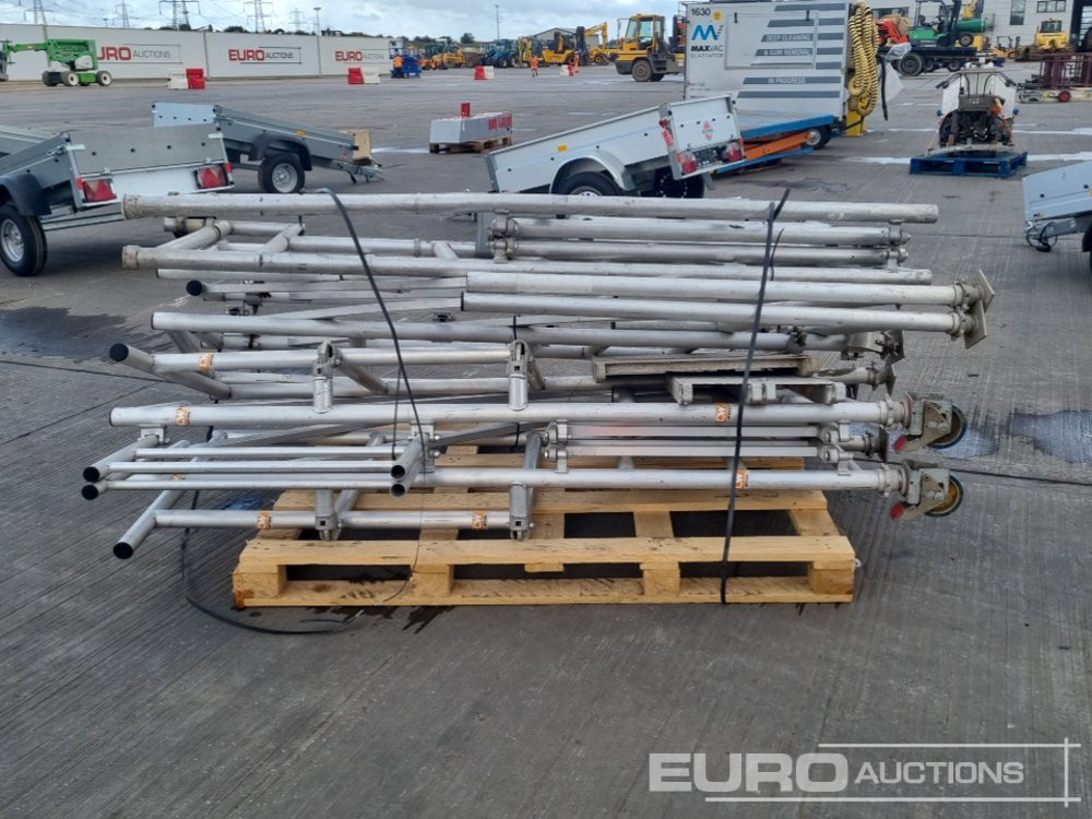 Pallet of Folding Aluminium Scaffolding - Equipo de construcción: foto 2 Pallet of Folding Aluminium Scaffolding - Equipo de construcción: foto 2
