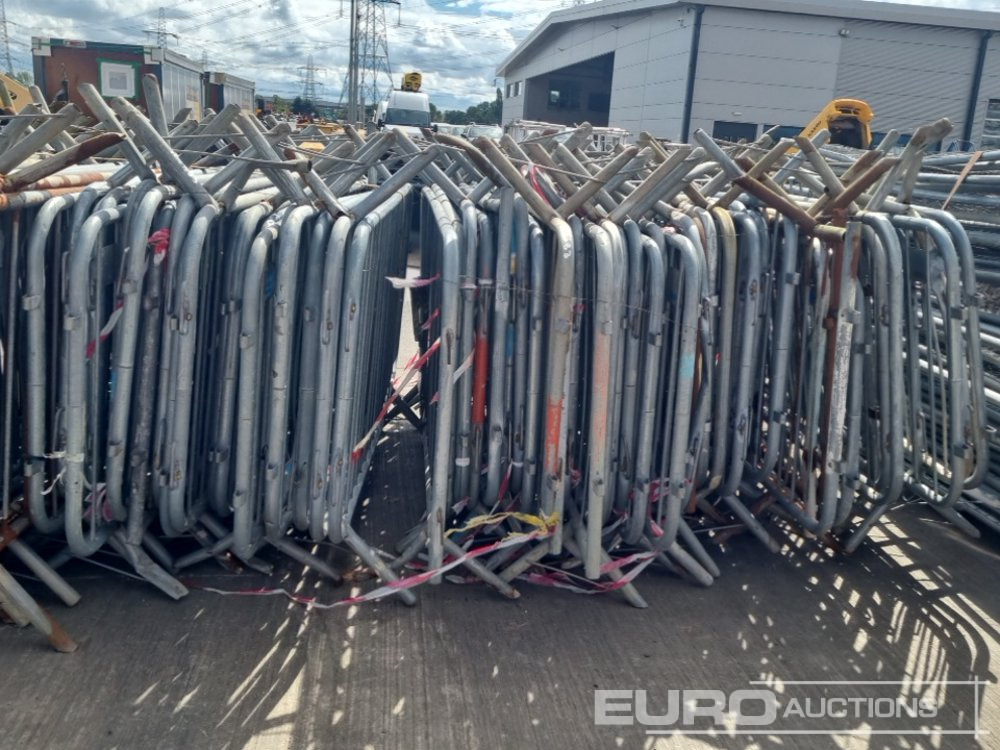 Pedestrian Metal Safety Barriers (3 Bundles), Heras Fencing (1 Bundle of) - Equipo de construcción: foto 3 Pedestrian Metal Safety Barriers (3 Bundles), Heras Fencing (1 Bundle of) - Equipo de construcción: foto 3