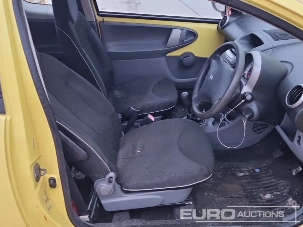Coche Peugeot 107: foto 19 Coche Peugeot 107: foto 19