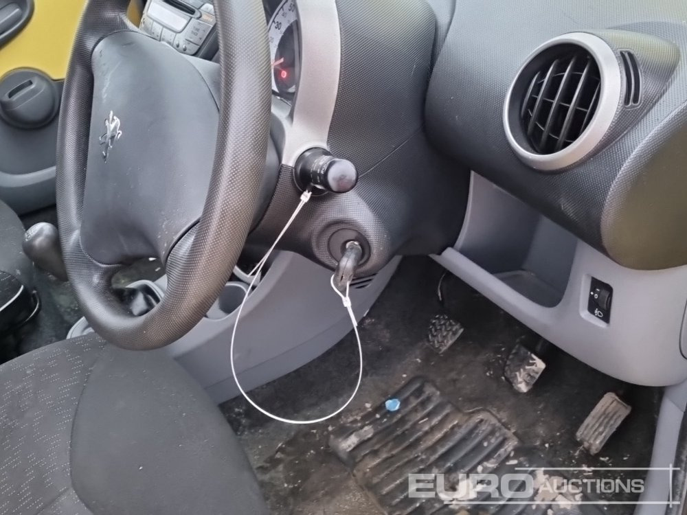 Coche Peugeot 107: foto 22 Coche Peugeot 107: foto 22