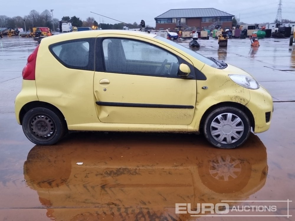 Coche Peugeot 107: foto 6 Coche Peugeot 107: foto 6
