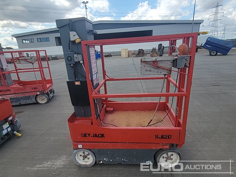 Plataforma elevadora SkyJack SJ16: foto 6