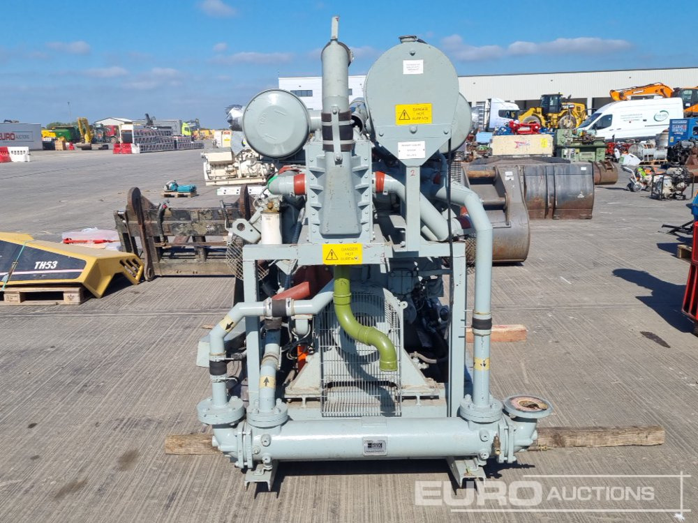 Stamford 288kVA Skid Mounted Generator, Rolls-Royce V8 Engine - Generador industriale: foto 4 Stamford 288kVA Skid Mounted Generator, Rolls-Royce V8 Engine - Generador industriale: foto 4