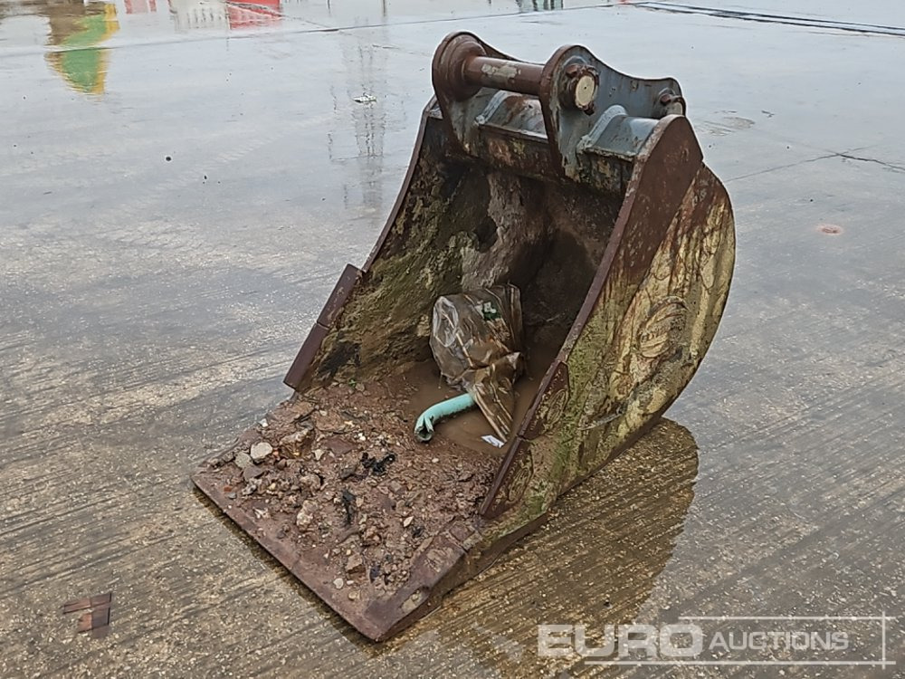 Strickland 30" Digging Bucket 65mm Pin to suit 13 Ton Excavator - Cazo: foto 1 Strickland 30" Digging Bucket 65mm Pin to suit 13 Ton Excavator - Cazo: foto 1