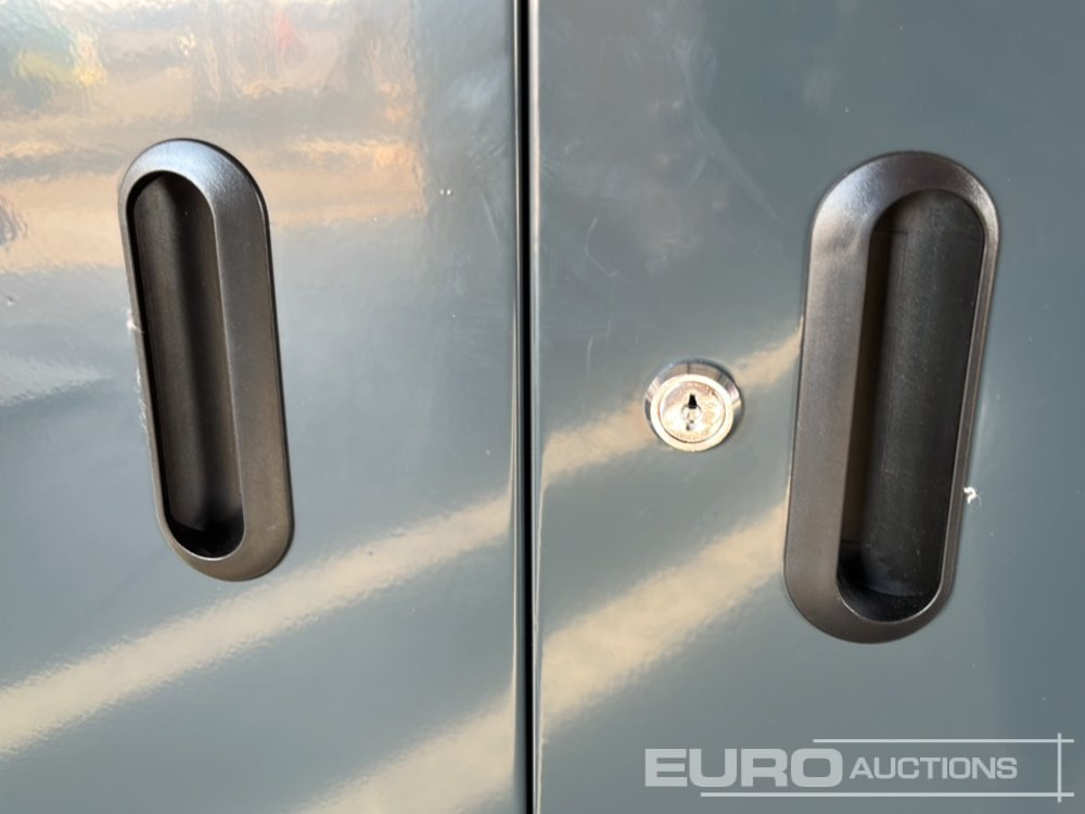 Equipo de taller Unused Boss 2.6m 9 Drawer, 5 Cabinet Tool Station: foto 15