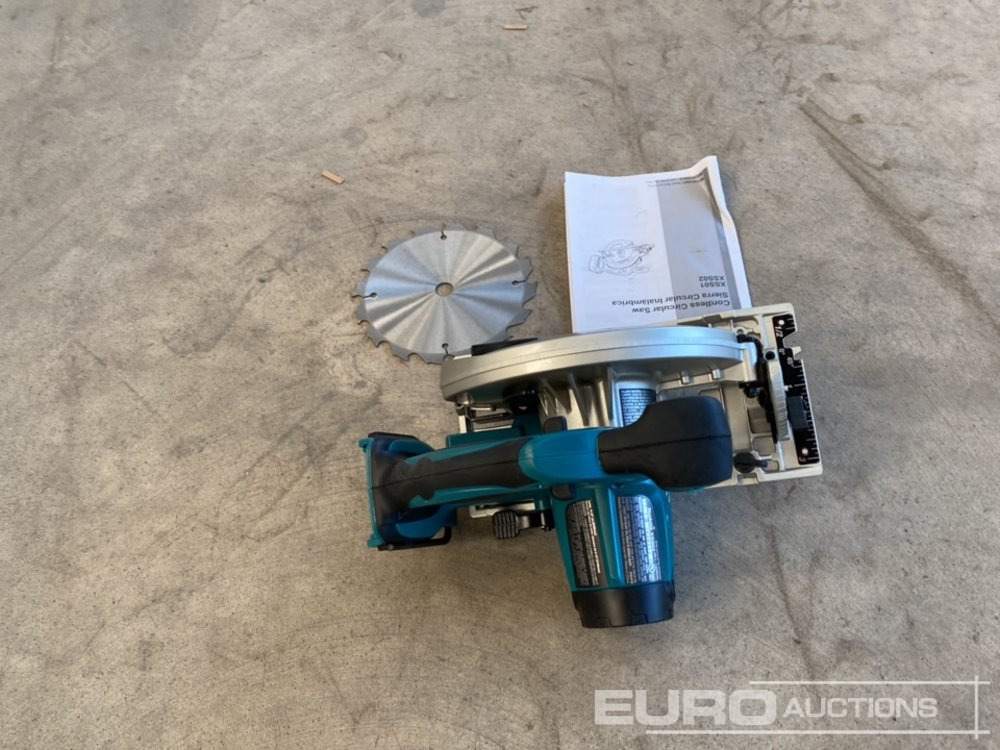 Unused Makita 18v XSS02 Circlar Saw, Blade (Body Only) - Equipo de taller: foto 4 Unused Makita 18v XSS02 Circlar Saw, Blade (Body Only) - Equipo de taller: foto 4