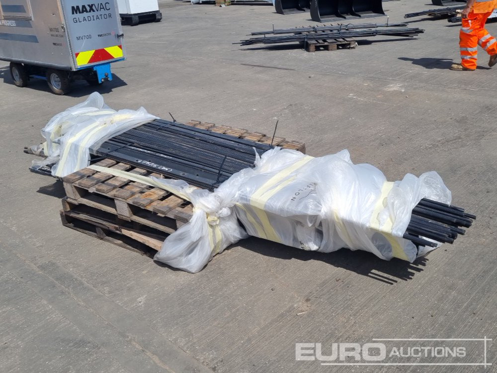 Unused Pallet of Estate Fencing (3 of) - Equipo de construcción: foto 3 Unused Pallet of Estate Fencing (3 of) - Equipo de construcción: foto 3