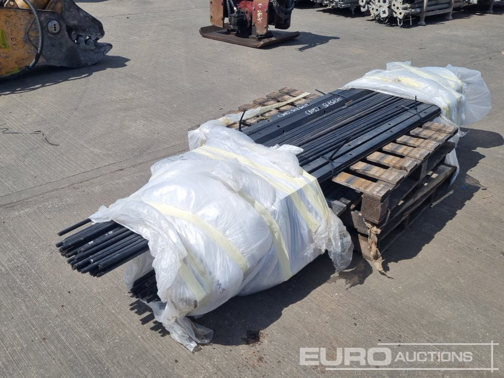 Unused Pallet of Estate Fencing (3 of) - Equipo de construcción: foto 5 Unused Pallet of Estate Fencing (3 of) - Equipo de construcción: foto 5