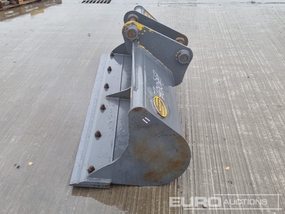 Unused Strickland 60" Ditching Bucket 45mm Pin to suit 4-6 Ton Excavator - Cazo: foto 2 Unused Strickland 60" Ditching Bucket 45mm Pin to suit 4-6 Ton Excavator - Cazo: foto 2