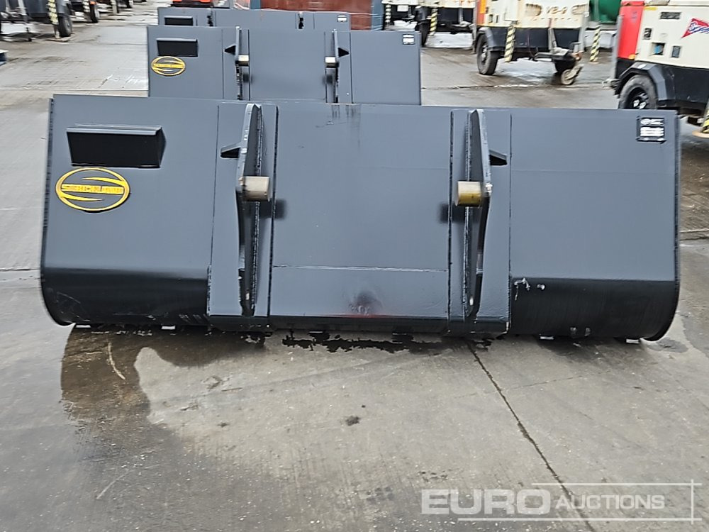 Unused Strickland 90" Loading Bucket to suit Manitou Telehandler - Cazo: foto 4 Unused Strickland 90" Loading Bucket to suit Manitou Telehandler - Cazo: foto 4