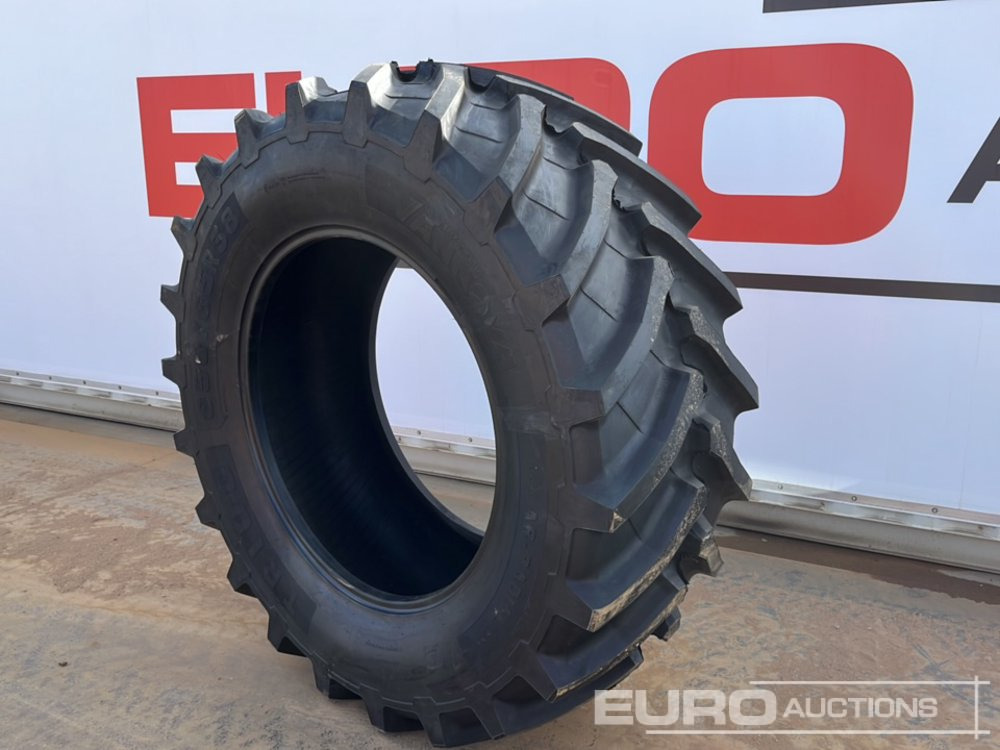 Unused Vannova 650/65R38-163 R1W Tyre (2 of) - Neumático: foto 1 Unused Vannova 650/65R38-163 R1W Tyre (2 of) - Neumático: foto 1