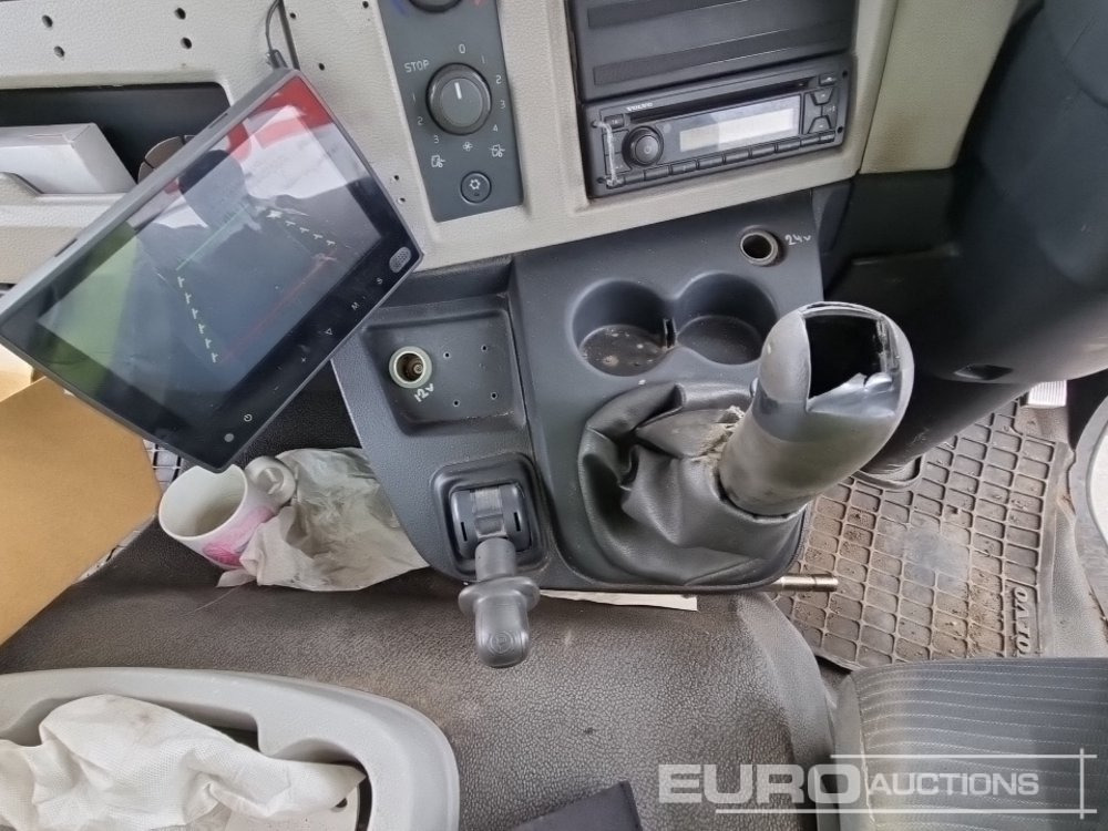Camión cisterna Volvo FL290: foto 38