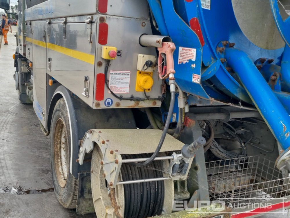 Camión cisterna Volvo FL290: foto 20