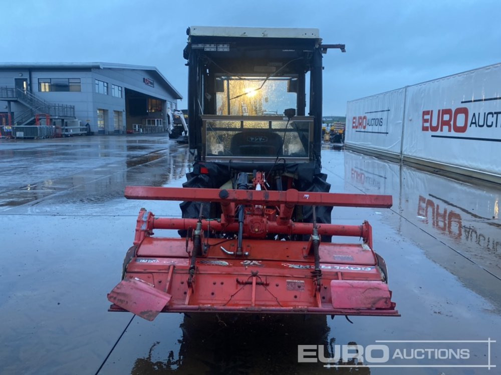 Yanmar F-200 - Mini tractor: foto 4 Yanmar F-200 - Mini tractor: foto 4