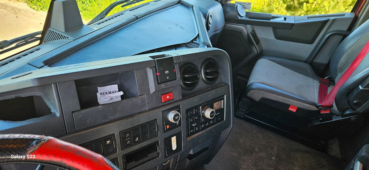 Renault T HIGH 520 T High 520 - Cabeza tractora: foto 4 Renault T HIGH 520 T High 520 - Cabeza tractora: foto 4