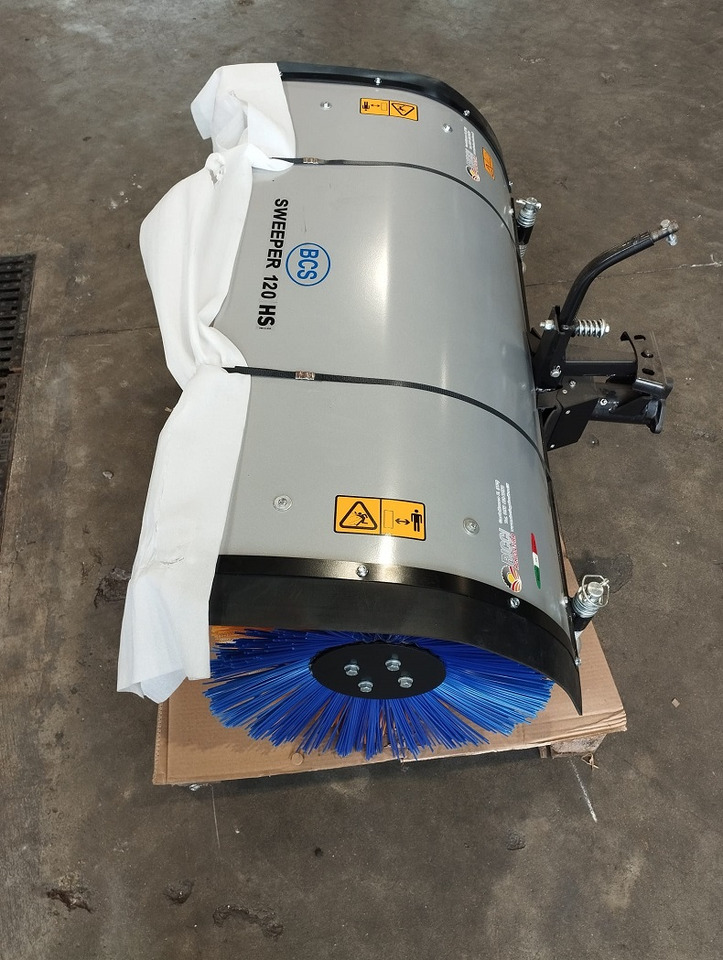 BCS Spazzatrice SWEEPER 120 - Barredora cucharón: foto 4 BCS Spazzatrice SWEEPER 120 - Barredora cucharón: foto 4