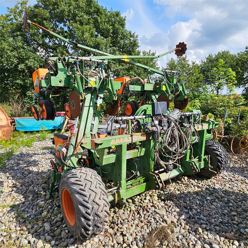 Amazone ED 601K - Maquinaria de siembra: foto 4 Amazone ED 601K - Maquinaria de siembra: foto 4