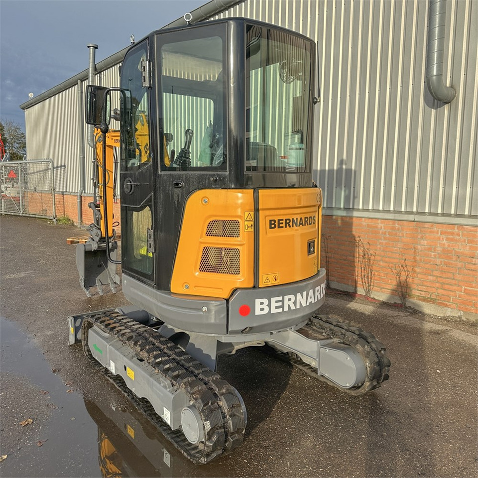Bernards 2.7EXKA - Miniexcavadora: foto 3 Bernards 2.7EXKA - Miniexcavadora: foto 3