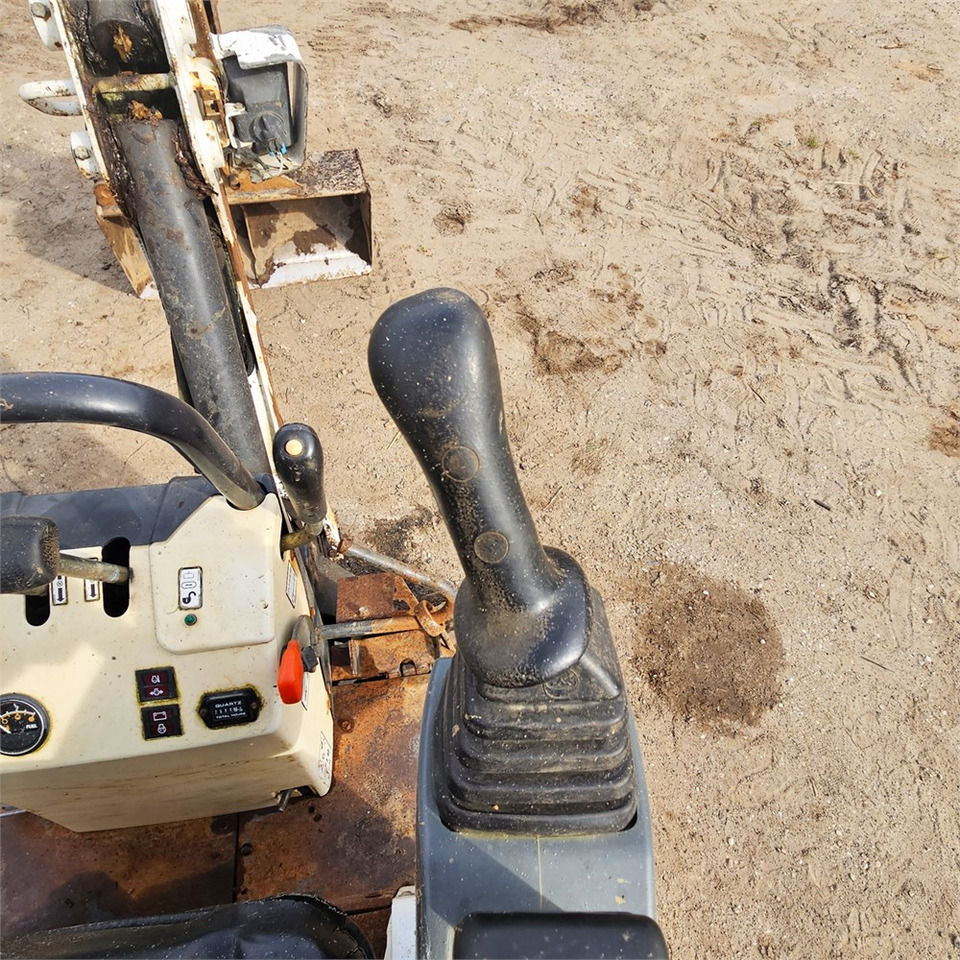 Miniexcavadora Bobcat E10: foto 12 Miniexcavadora Bobcat E10: foto 12