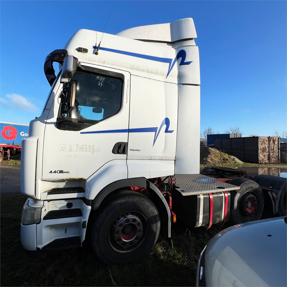 Cabeza tractora Renault 440 DXI Gigant: foto 9 Cabeza tractora Renault 440 DXI Gigant: foto 9