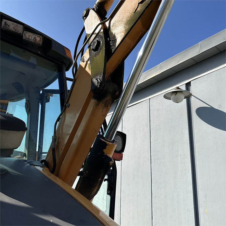 Retroexcavadora Case 695SM-4PS: foto 36 Retroexcavadora Case 695SM-4PS: foto 36