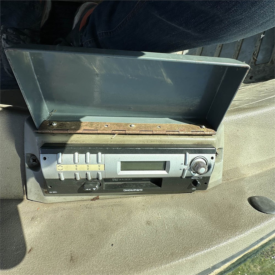 Retroexcavadora Case 695SM-4PS: foto 29 Retroexcavadora Case 695SM-4PS: foto 29