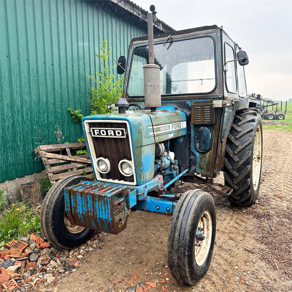Ford 4600 - Tractor: foto 2 Ford 4600 - Tractor: foto 2