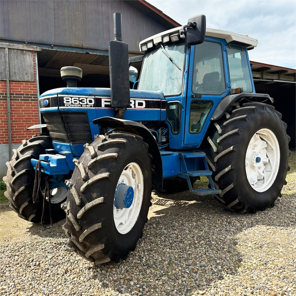 Ford 8630 - Tractor: foto 1 Ford 8630 - Tractor: foto 1