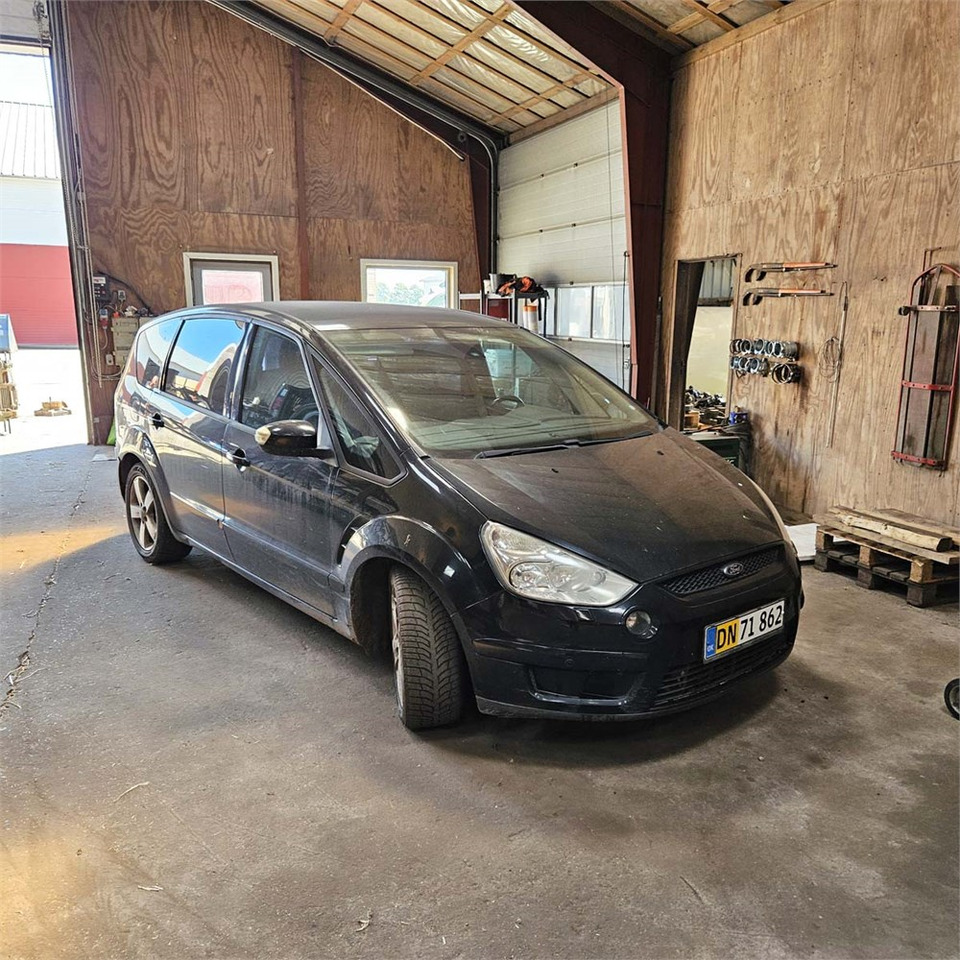 Ford S-Max - SUV/ Todoterreno: foto 2 Ford S-Max - SUV/ Todoterreno: foto 2