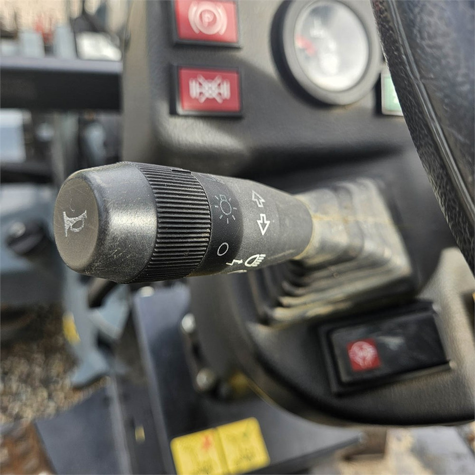 Cargadora de ruedas Giant V452T X-TRA HD: foto 21