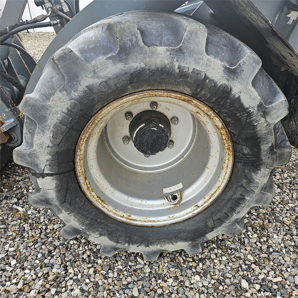 Cargadora de ruedas Giant V452T X-TRA HD: foto 48