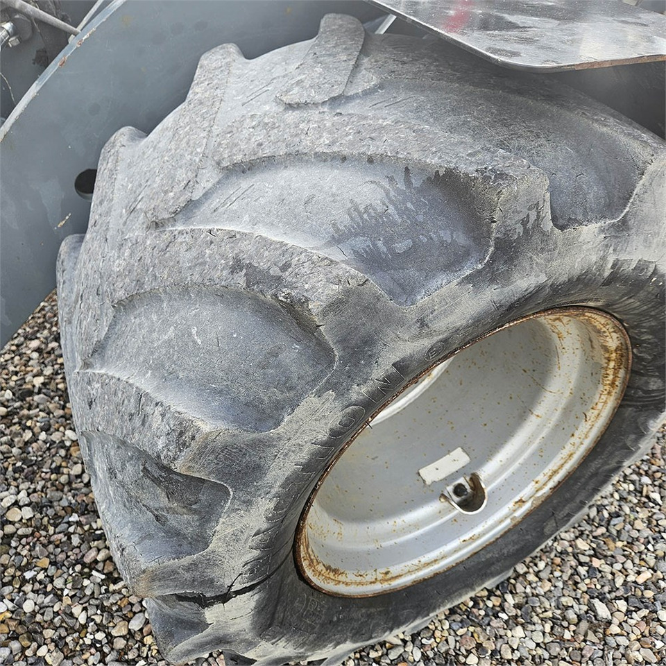 Cargadora de ruedas Giant V452T X-TRA HD: foto 49