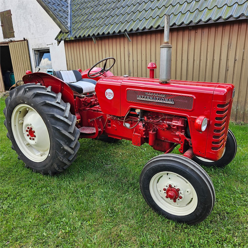 IH B-275 - Tractor: foto 3 IH B-275 - Tractor: foto 3