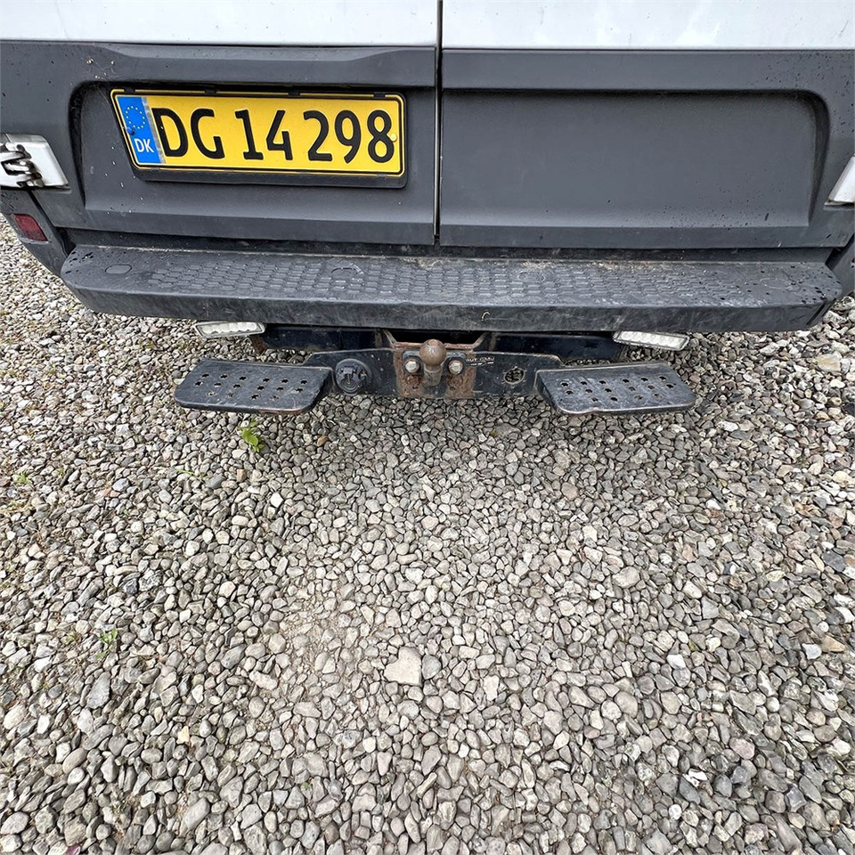 Leasing de Iveco 35s18 Iveco 35s18: foto 39