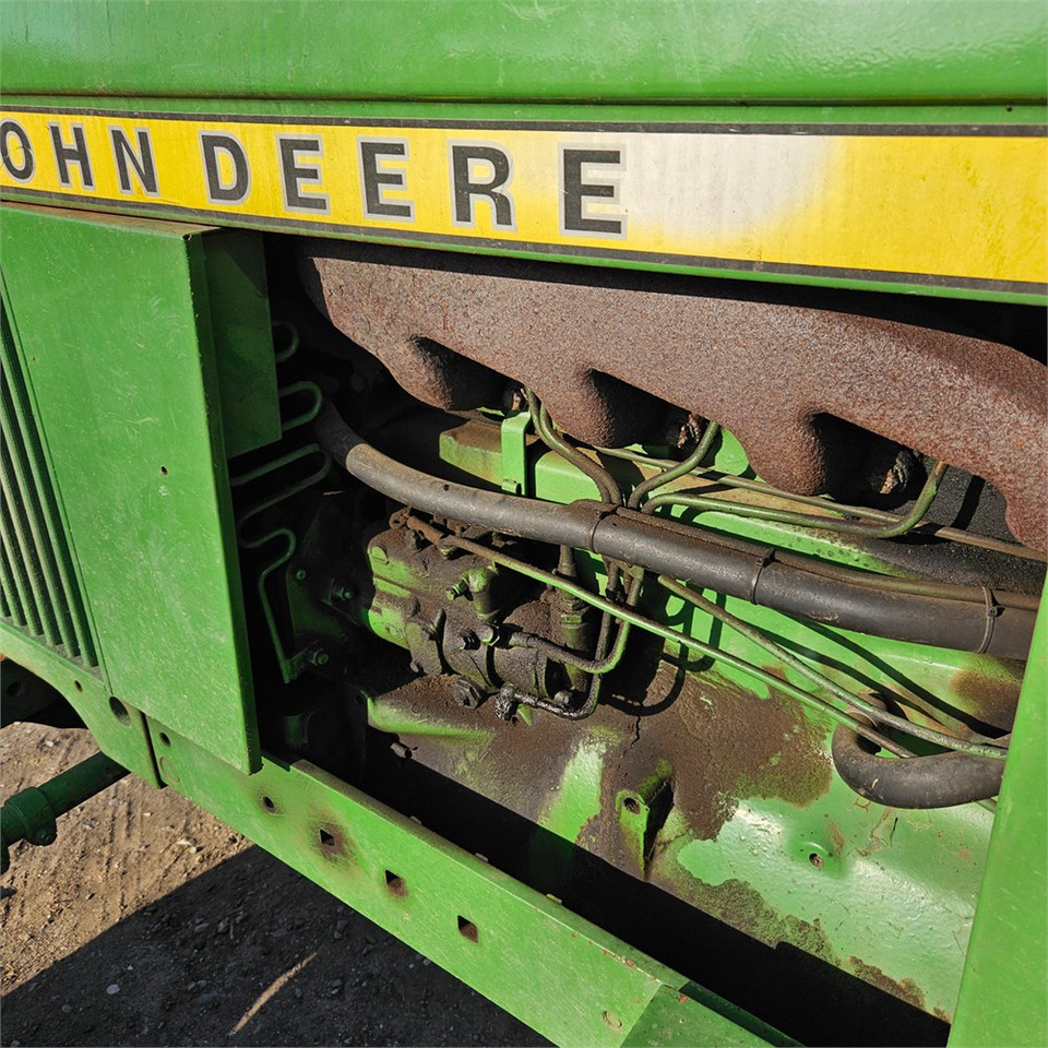 Tractor John Deere 2040: foto 19