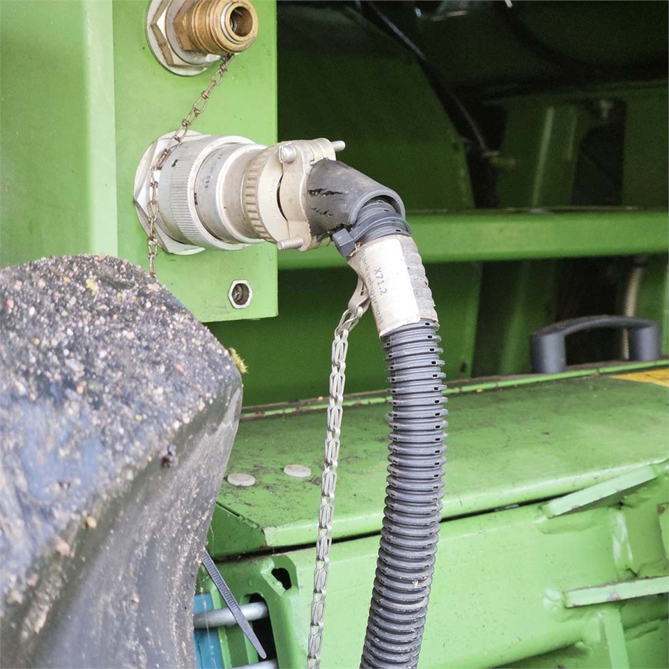 Tractor John Deere 6210 R: foto 23