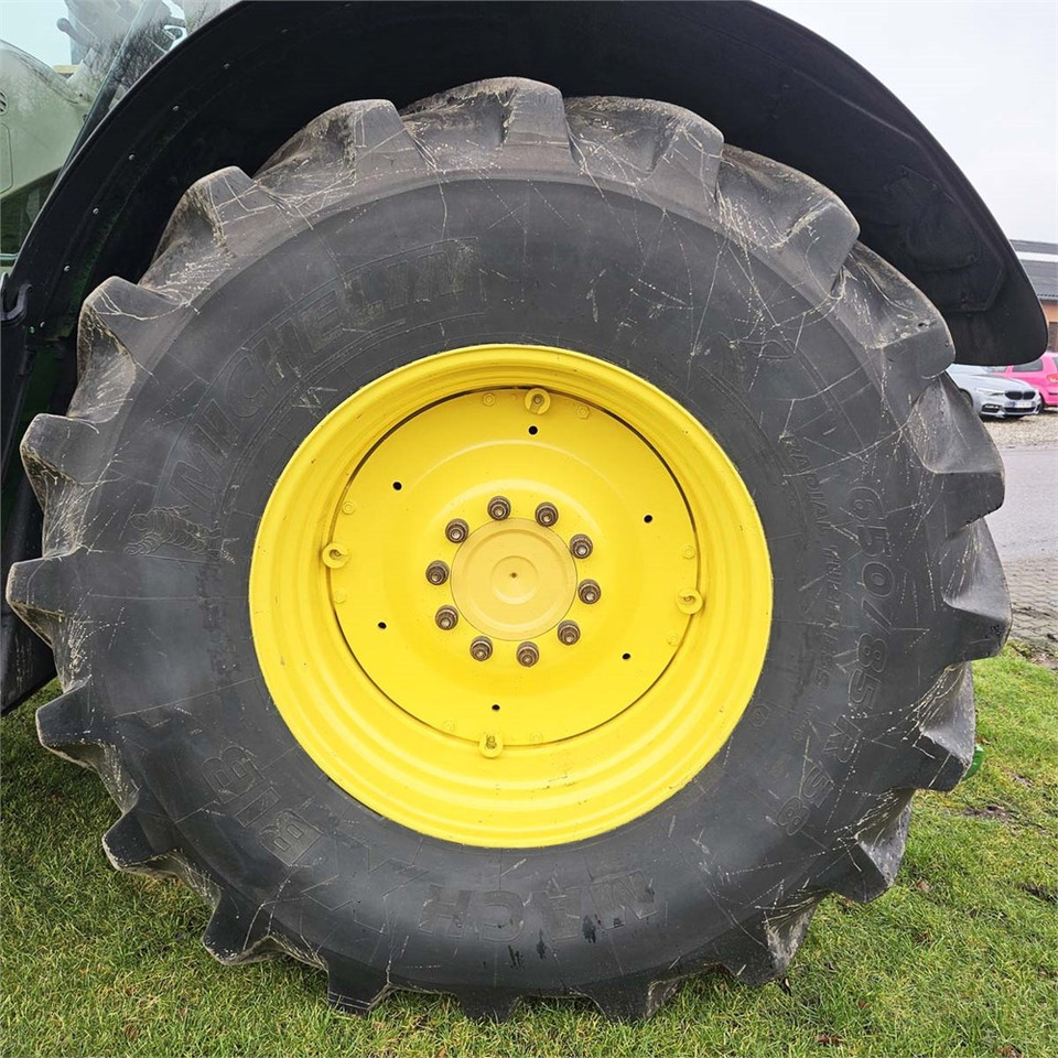 Tractor John Deere 6210 R: foto 33