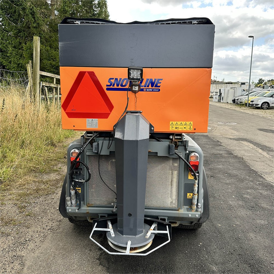 Kärcher MC130 - Barredora vial: foto 4 Kärcher MC130 - Barredora vial: foto 4