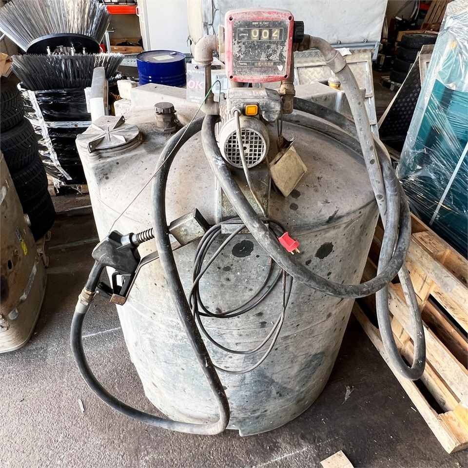 Kingspan DM 1300 - Tanque de almacenamiento: foto 1 Kingspan DM 1300 - Tanque de almacenamiento: foto 1