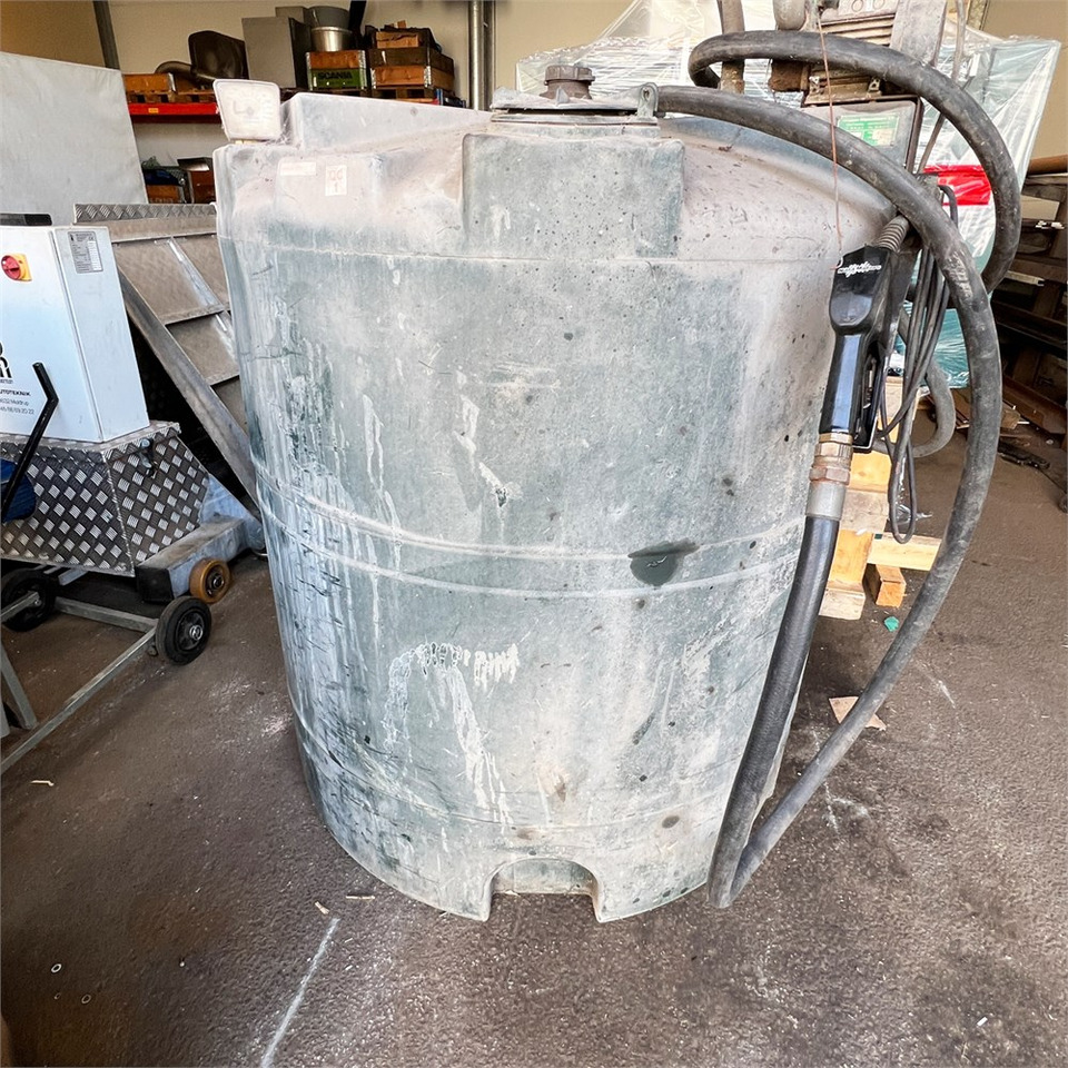 Kingspan DM 1300 - Tanque de almacenamiento: foto 3 Kingspan DM 1300 - Tanque de almacenamiento: foto 3