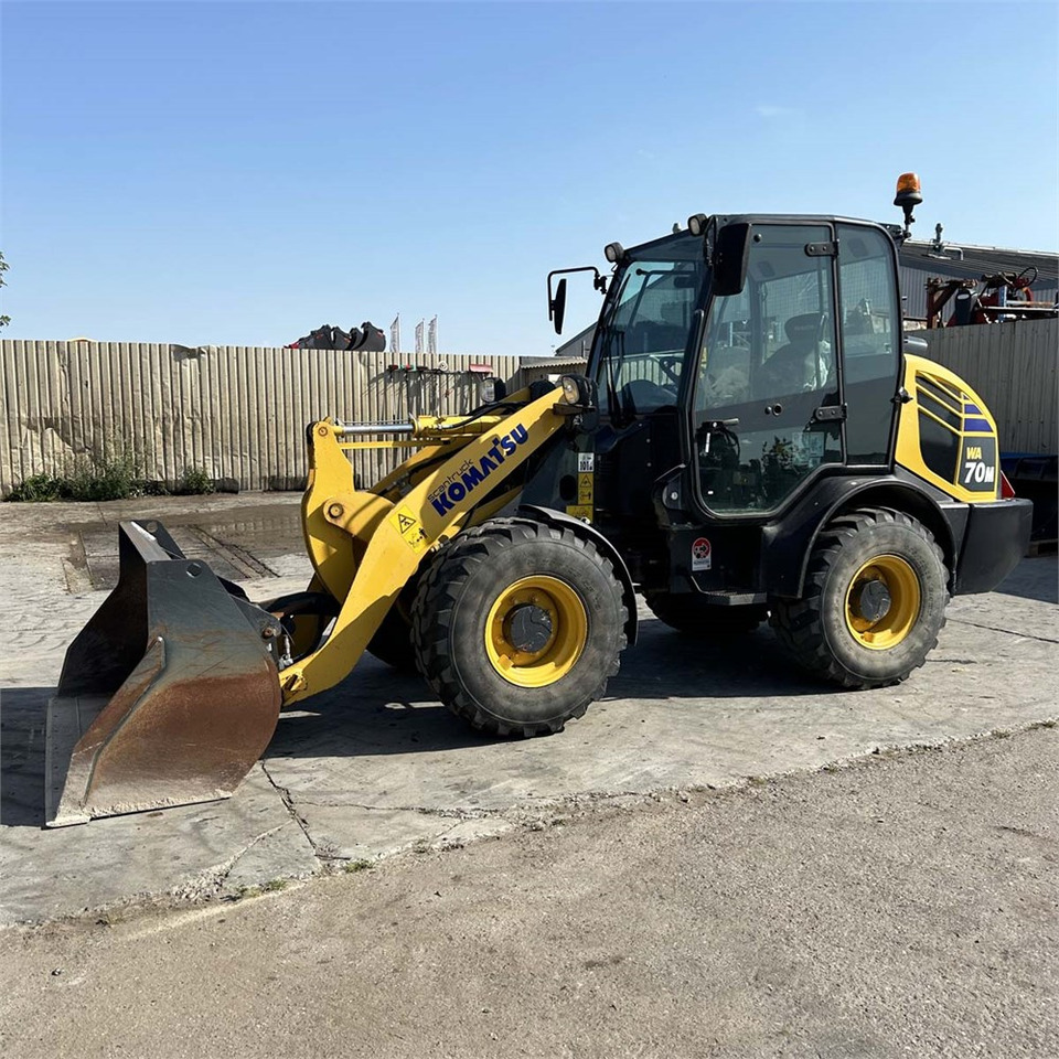 Komatsu WA70M - Cargadora de ruedas: foto 2 Komatsu WA70M - Cargadora de ruedas: foto 2