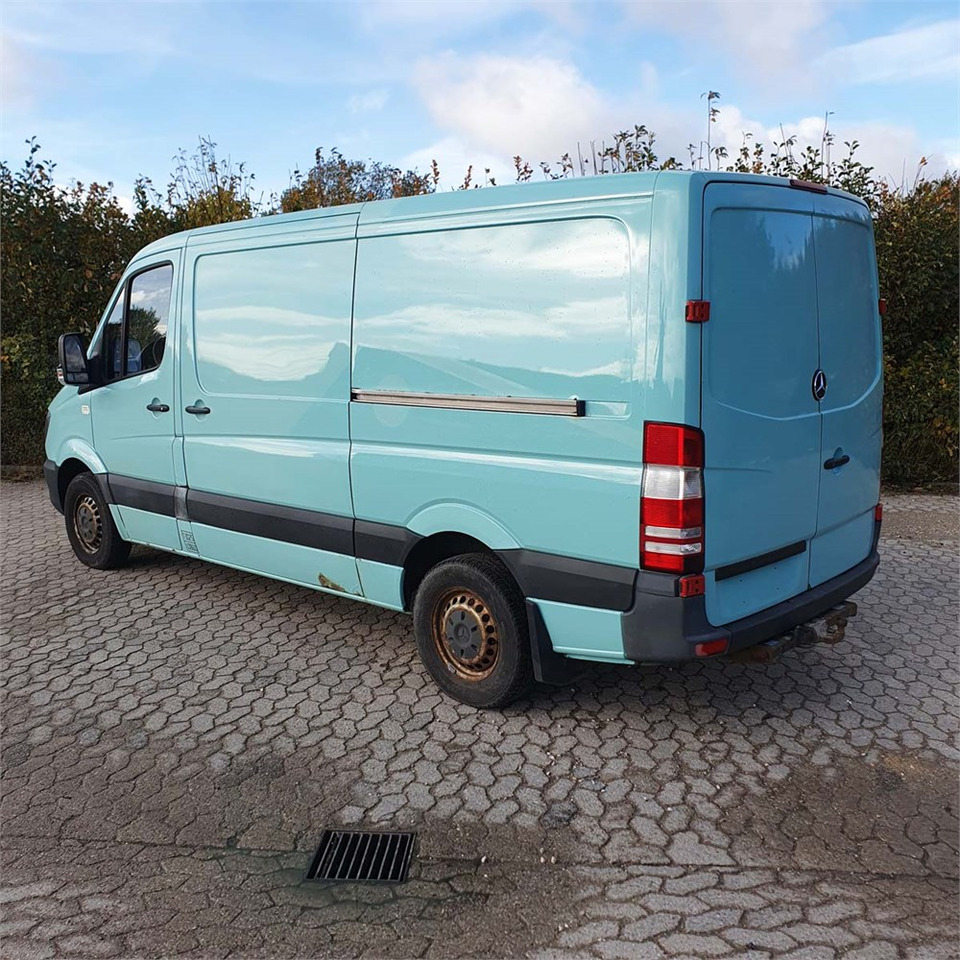 Mercedes 213 CTI - Furgón: foto 5 Mercedes 213 CTI - Furgón: foto 5