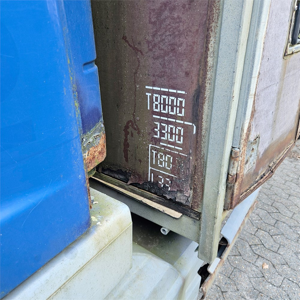 Camión caja abierta Mercedes ATEGO 817: foto 18